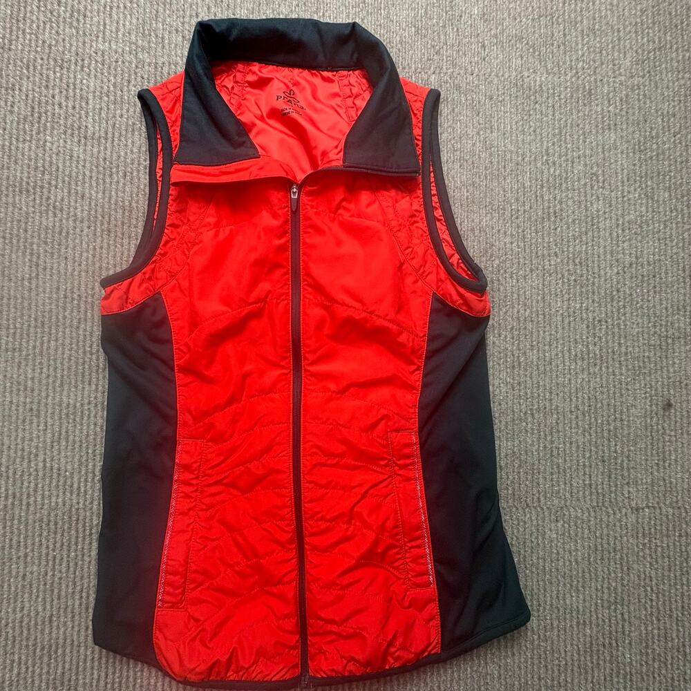 Prana Women's Red Black Polyester Zip Up Hiking Vest Minimal Wear XS